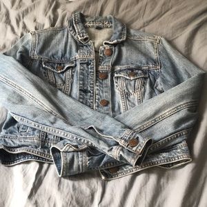American eagle cropped denim jacket